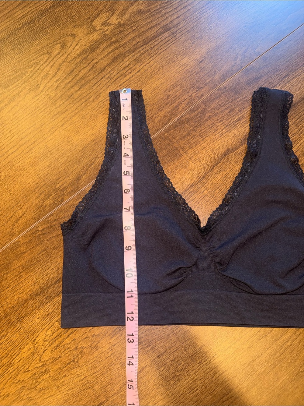 Rhonda Sheer Lace-Trim Seamless Comfort Bra - Black 2XL - Picture 6 of 7